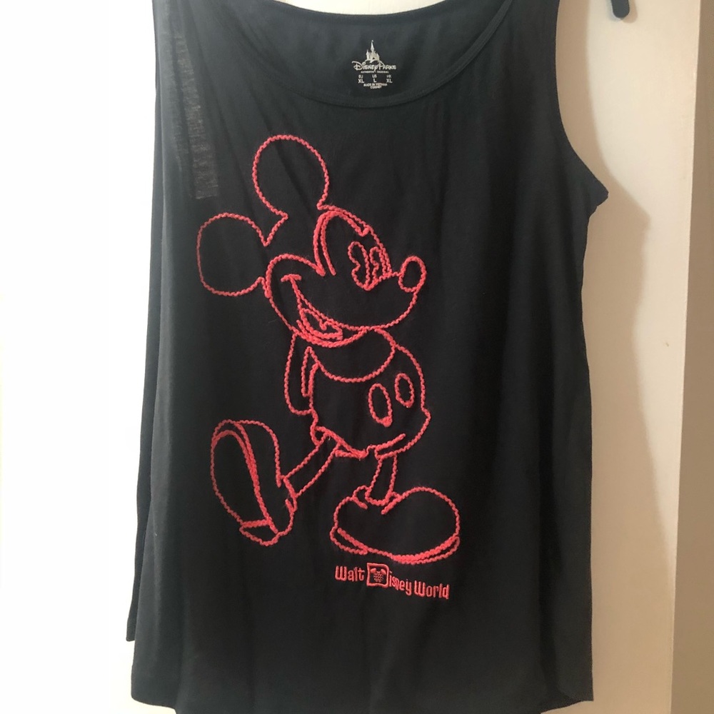 (L) Mickey Mouse tank